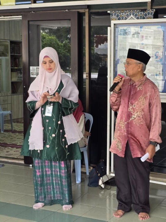 Ucapan aluan oleh Datuk Haji Yusra bin Sabar, Nazir Masjid Al-Mujahideen Damansara Utama, yang turut merakamkan penghargaan kepada semua pihak yang menjayakan program.